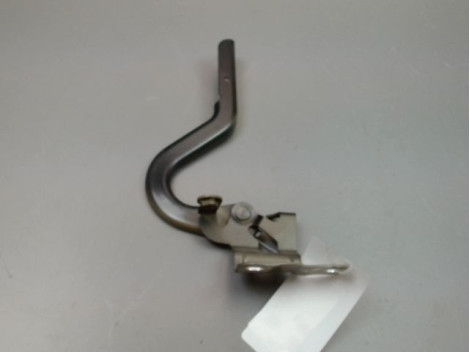 COMPAS GAUCHE CAPOT TOYOTA YARIS II 2010-