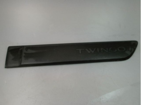 PROTECTION PORTE ARRIERE GAUCHE RENAULT TWINGO III 2014-...