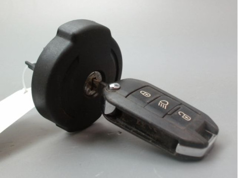 BOUCHON RESERVOIR A CARBURANT PEUGEOT 308 2011-