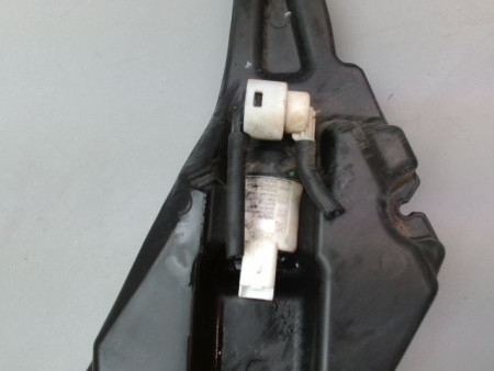 RESERVOIR LAVE-GLACE AVANT PEUGEOT 308 2011-