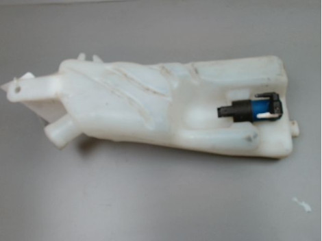 RESERVOIR LAVE-GLACE AVANT RENAULT CLIO III Phase 2 2009-2014