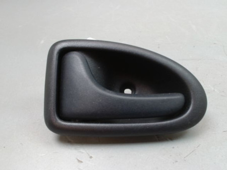 POIGNEE INTERIEURE PORTE AVANT DROIT RENAULT CLIO II Phase 1 1998-2001