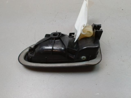 POIGNEE INTERIEURE PORTE AVANT DROIT RENAULT CLIO II Phase 1 1998-2001