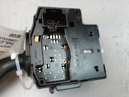 COMMANDE CLIGNOTANT FORD KUGA BREAK I 2008-2012