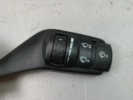 COMMANDE ESSUIE GLACE FORD KUGA BREAK I 2008-2012