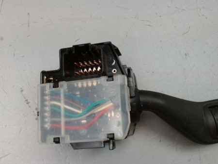 COMMANDE ESSUIE GLACE FORD KUGA BREAK I 2008-2012