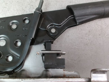 LEVIER FREIN A MAIN CITROEN C3 2009-