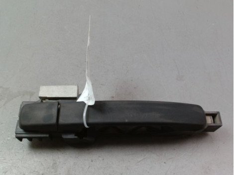 POIGNEE EXTERIEURE PORTE AVANT DROIT NISSAN NAVARA KING-CAB