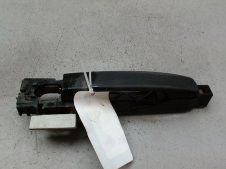 POIGNEE EXTERIEURE PORTE AVANT GAUCHE NISSAN NAVARA KING-CAB