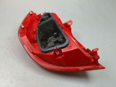 FEU ARRIERE DROIT RENAULT CLIO III Phase 2 2009-2014