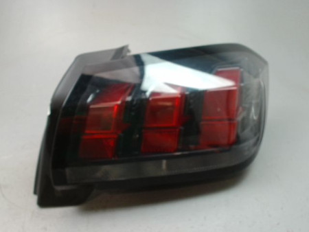 FEU ARRIERE DROIT PEUGEOT 208