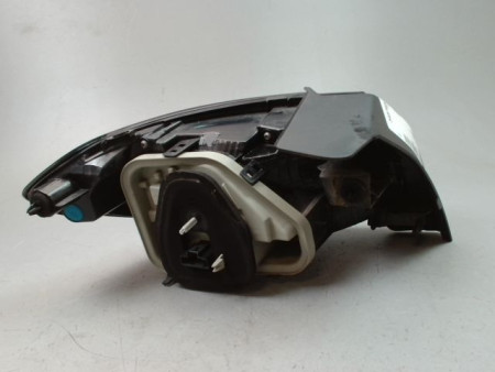 FEU ARRIERE DROIT PEUGEOT 208