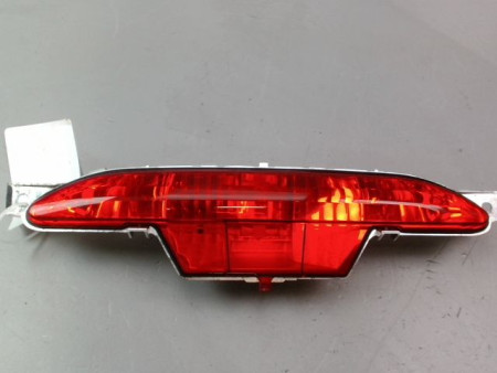FEU BROUILLARD CENTRAL ARRIERE PEUGEOT 208