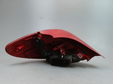 FEU ARRIERE DROIT PEUGEOT 207 2006-2013
