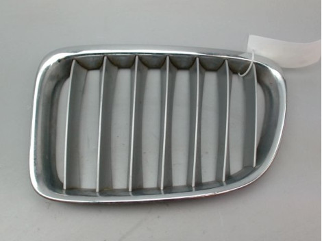 GRILLE CALANDRE GAUCHE BMW X1