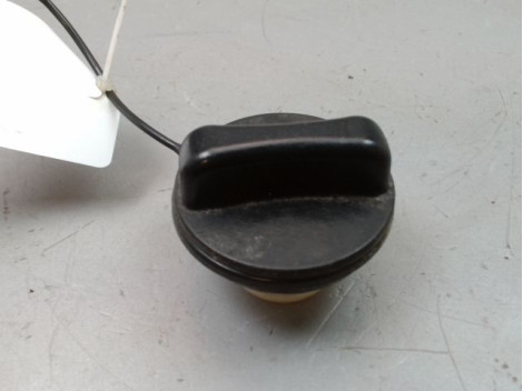 BOUCHON RESERVOIR A CARBURANT NISSAN MICRA 2009-