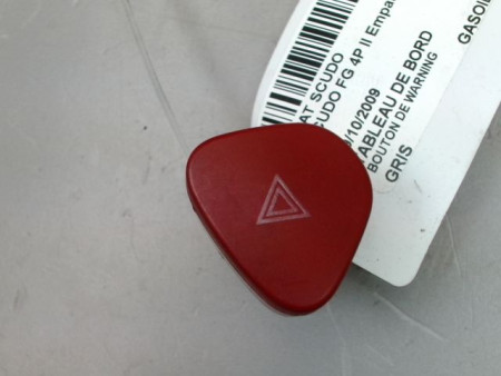 BOUTON DE WARNING FIAT SCUDO FG II Empatt.3000 2007-...