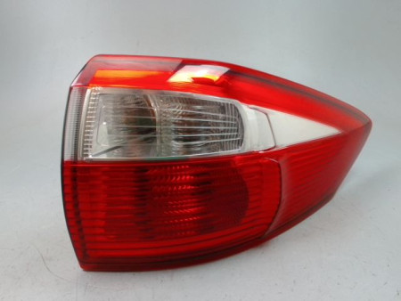 FEU ARRIERE DROIT FORD C-MAX