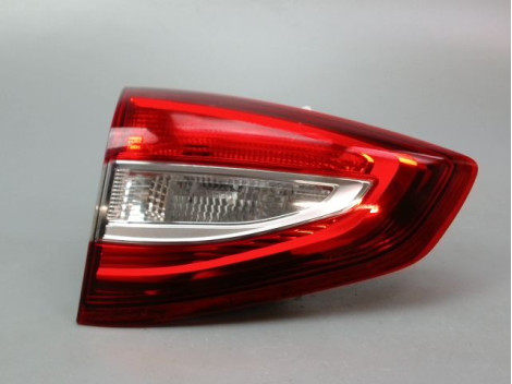 FEU ARRIERE INTERIEUR GAUCHE FORD C-MAX