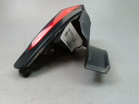 FEU ARRIERE DROIT PEUGEOT 3008 2009-