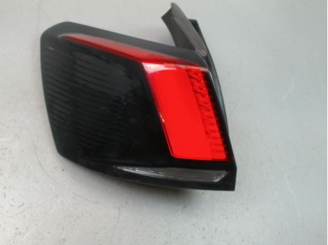 FEU ARRIERE GAUCHE  PEUGEOT 3008 2009-