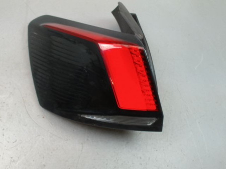 FEU ARRIERE GAUCHE  PEUGEOT 3008 2009-