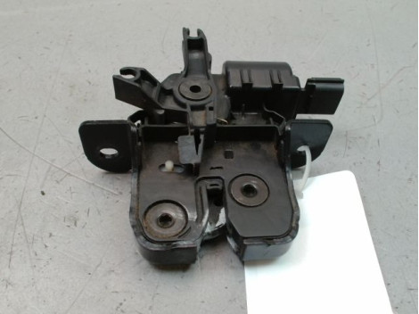 SERRURE HAYON  DACIA DUSTER BREAK Phase 1 2010-2013