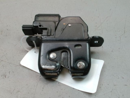 SERRURE HAYON  DACIA DUSTER BREAK Phase 1 2010-2013