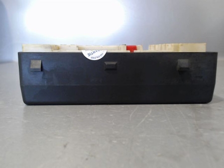 BOITE A FUSIBLES RENAULT LAGUNA III Phase 1 2007-2010