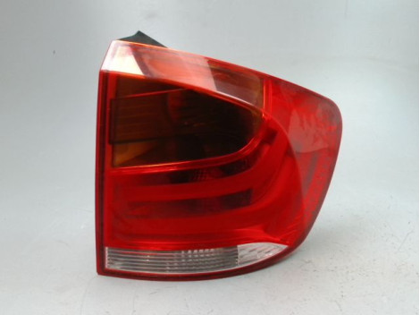 FEU ARRIERE DROIT BMW X1
