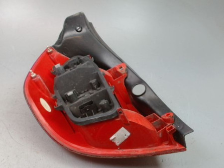 FEU ARRIERE DROIT RENAULT CLIO III Phase 1 2005-2009
