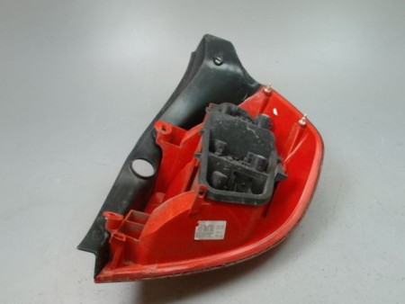 FEU ARRIERE GAUCHE  RENAULT CLIO III Phase 1 2005-2009