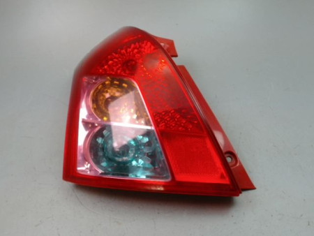 FEU ARRIERE GAUCHE  SUZUKI SWIFT III 2005-2011