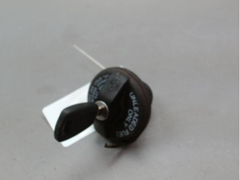 BOUCHON RESERVOIR A CARBURANT FIAT 500 II Phase 1 2007-...