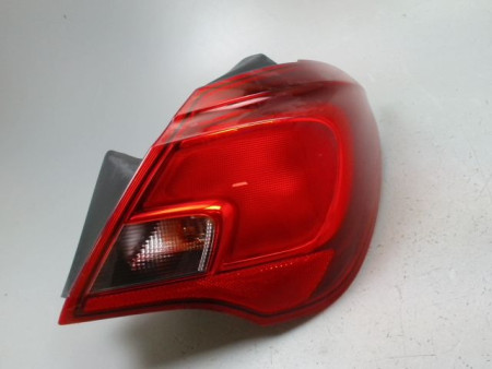 FEU ARRIERE DROIT OPEL CORSA 2010-