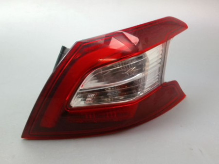 FEU ARRIERE DROIT PEUGEOT 308 2011-