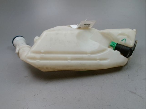 RESERVOIR LAVE-GLACE AVANT PEUGEOT 206 + 2009-2013