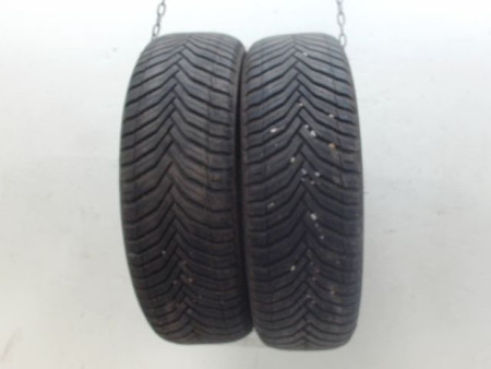 Paire de pneus MICHELIN CROSSCLIMATE 2 205 60 16 96 H
