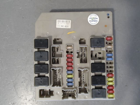 BOITE A FUSIBLES RENAULT CLIO ESTATE III Phase 2 2009-2012