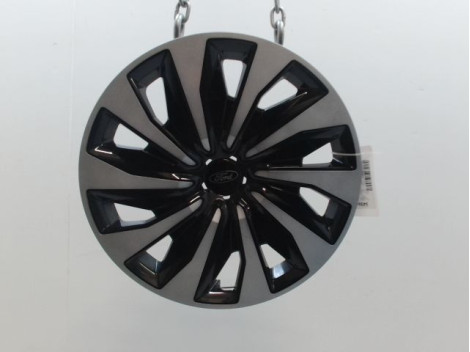 ENJOLIVEUR DE ROUE FORD FIESTA 2008-