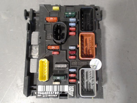 BOITE A FUSIBLES CITROEN C4 I Phase 1 2004-2008