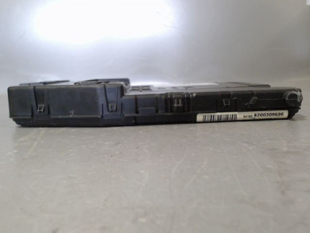 BOITIER GESTION HABITACLE RENAULT SCENIC MONOSP. II Phase 1 2003-2006