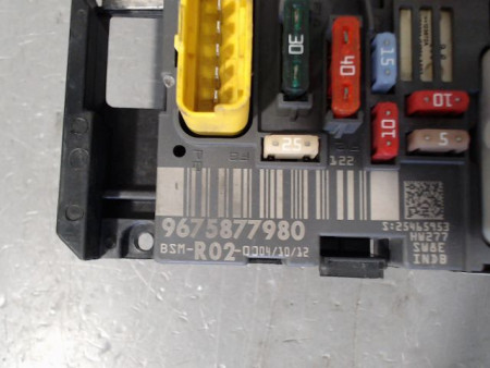 BOITE A FUSIBLES PEUGEOT 3008 BREAK I Phase 1 2009-2013