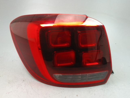 FEU ARRIERE GAUCHE  DACIA SANDERO II Phase 1 2012-...
