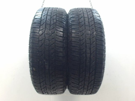 Paire de pneus YOKOHAMA GEOLANDAR A/T 265 65 17 112 H