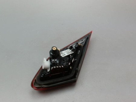FEU ARRIERE INTERIEUR GAUCHE OPEL CORSA 2010-