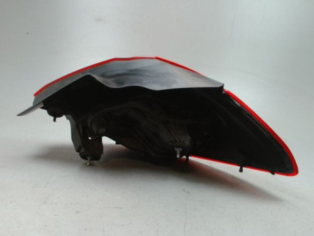 FEU ARRIERE GAUCHE  OPEL CORSA 2010-