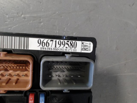 BOITE A FUSIBLES PEUGEOT 207 2006-2013