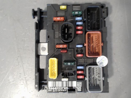 BOITE A FUSIBLES PEUGEOT 207 2006-2013