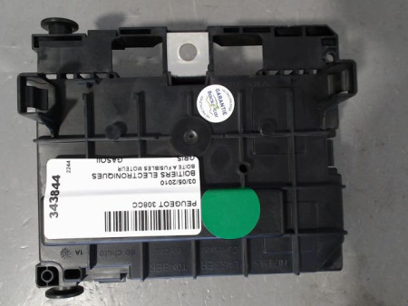 BOITE A FUSIBLES PEUGEOT 308CC